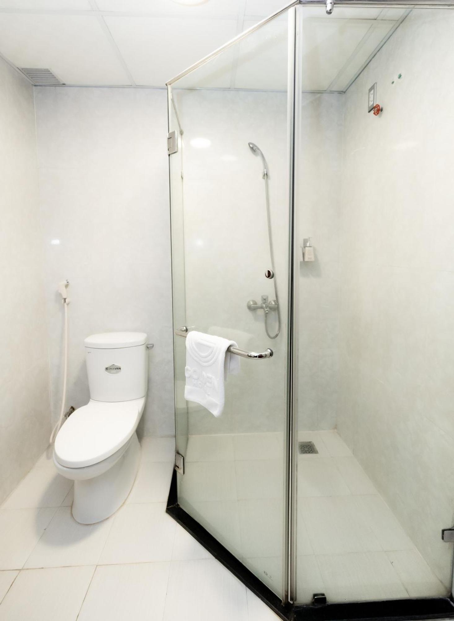 Golden Quang Tri Hotel Dong Ha Kültér fotó